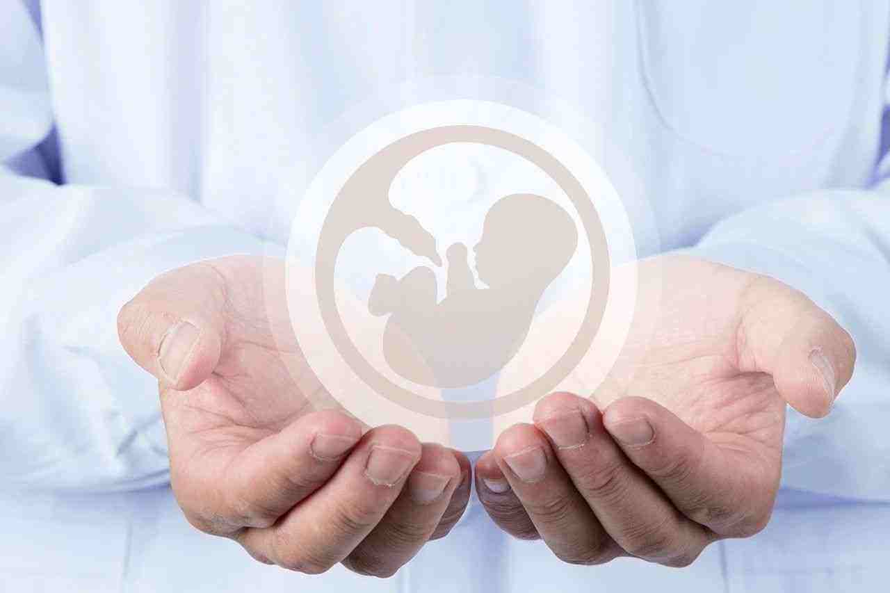 洛阳捐卵女孩-卵巢早衰的情况下，试管婴儿的成功率高吗？老年人在子宫内与卵子捐赠者做试管婴儿的要求是什么？