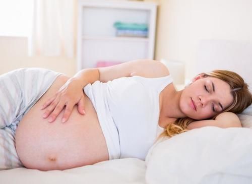 曲靖44岁供卵助孕：怀孕期间对睡姿有什么要求？